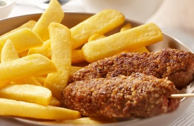 121_szaszłyki-z-kebaba-z-frytkami-steakhouse